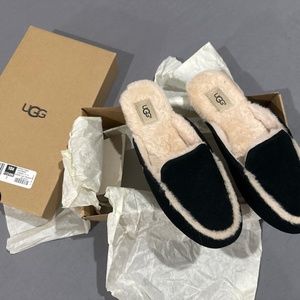 Ugg’s Slides Black Size 5
